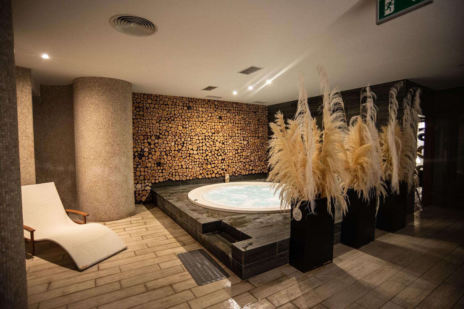 Hotel Bonifacio Spa&Sport Resort Sochocin Luaran gambar